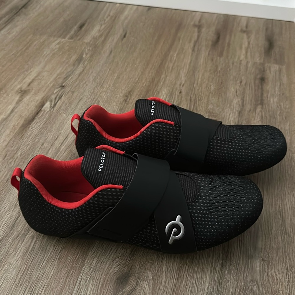 Peloton Altos Men’s Cycling shoes. Size 13
